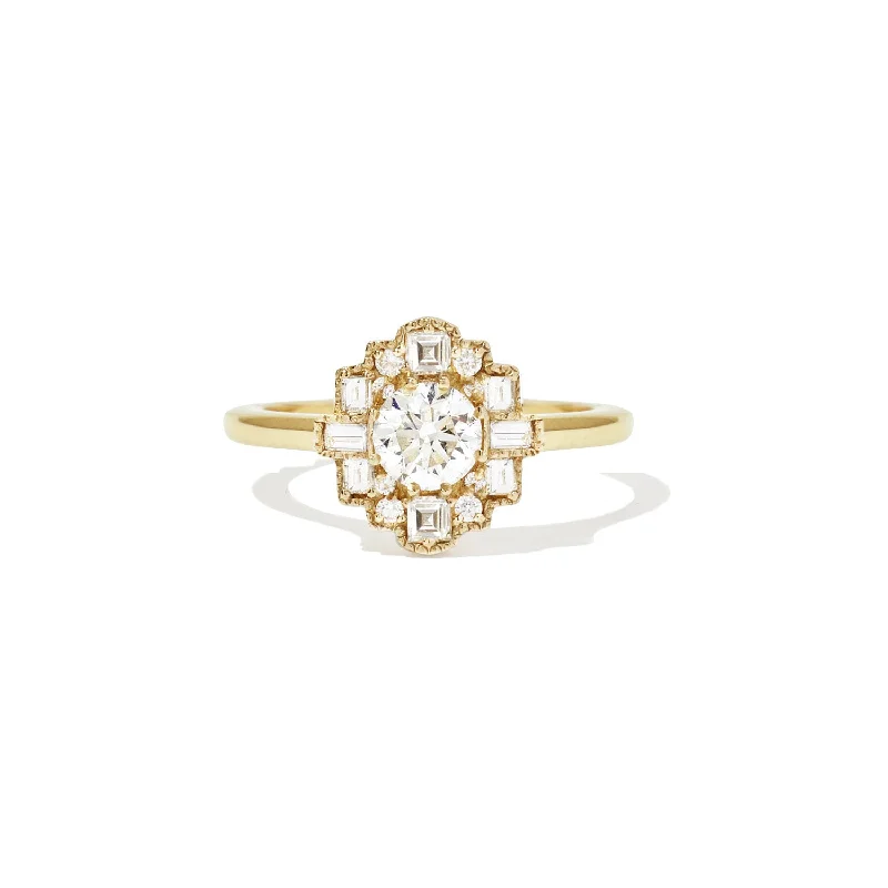 Men's Malachite Engagement Rings in 14K Gold with a Carved Stone CenterpieceDeco Round Brilliant Cut Diamond Mosaic Ring Men's Malachite Engagement Rings in 14K Gold with a Carved Stone CenterpieceDeco Round Brilliant Cut Diamond Mosaic Ring