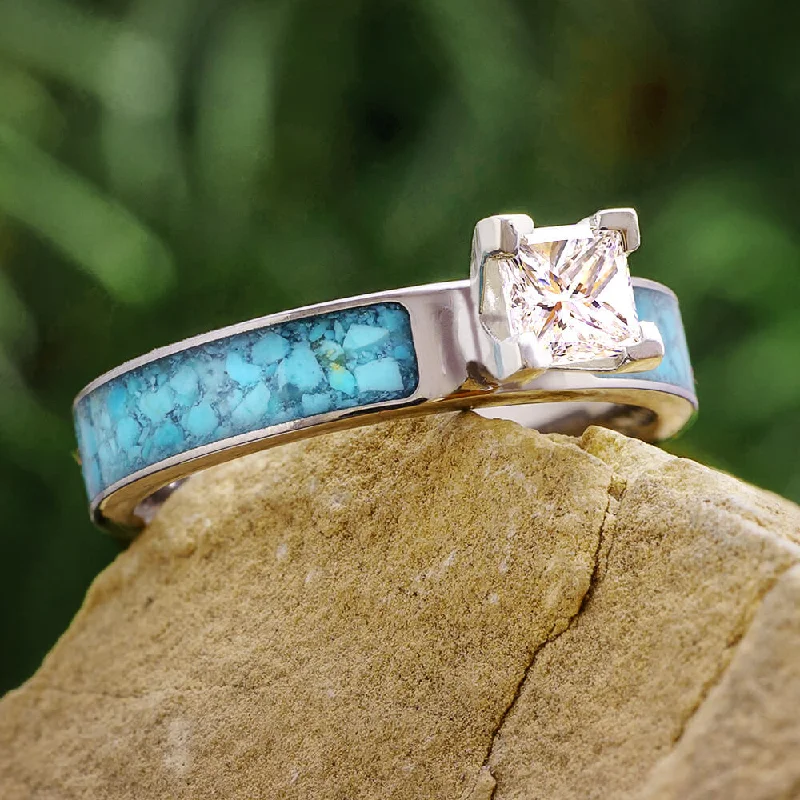 Men's Aquamarine Engagement Rings in 9K Gold with a Bezel - Set StoneDiamond Engagement Ring With Turquoise Inlay Men's Aquamarine Engagement Rings in 9K Gold with a Bezel - Set StoneDiamond Engagement Ring With Turquoise Inlay