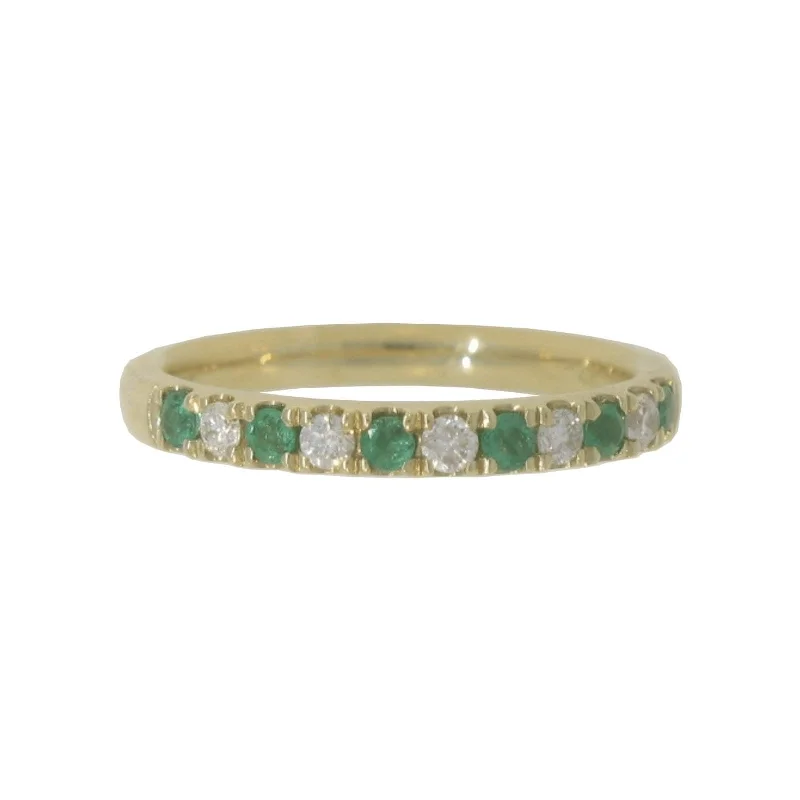 Fashion Rings with Initial Charms in Silver - Plated Metal for a Custom AccessoryEmerald & Diamond Comfort Fit Band Fashion Rings with Initial Charms in Silver - Plated Metal for a Custom AccessoryEmerald & Diamond Comfort Fit Band