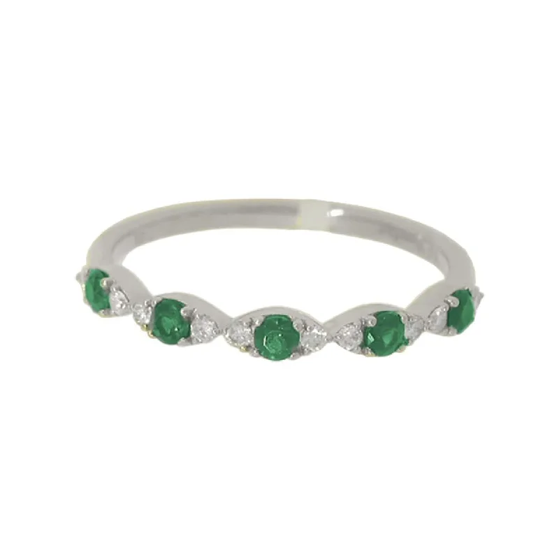 LED - Lit Fashion Rings in Plastic with Color - Changing Effects for a Futuristic LookEmerald & Diamond Stackable Band LED - Lit Fashion Rings in Plastic with Color - Changing Effects for a Futuristic LookEmerald & Diamond Stackable Band