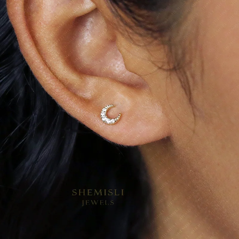 Rhinestone - Embellished Crown - Shaped Stud Earrings for a Princess - Inspired LookTiny Moon CZ Studs Earrings, Luna Studs, Unisex, Gold, Silver SHEMISLI SS036 Butterfly End, SS352 Screw Ball End (Type A) Rhinestone - Embellished Crown - Shaped Stud Earrings for a Princess - Inspired LookTiny Moon CZ Studs Earrings, Luna Studs, Unisex, Gold, Silver SHEMISLI SS036 Butterfly End, SS352 Screw Ball End (Type A)