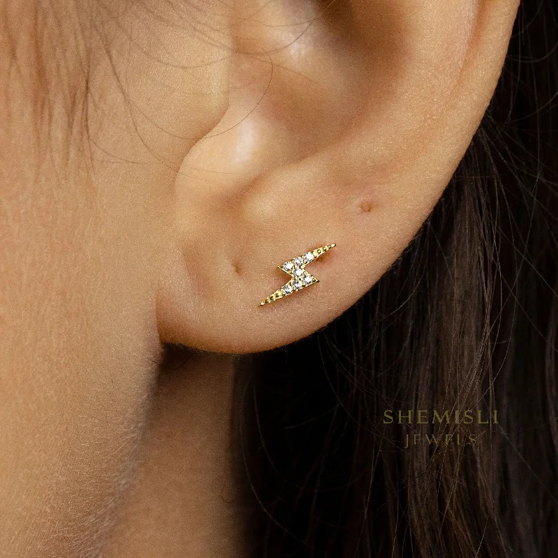 Men's Stainless Steel Skull Stud Earrings with Black Enamel for an Edgy and Rock - Inspired StyleSmall Lightning CZ Studs Earrings, Unisex, Gold, Silver SHEMISLI - SS115 Butterfly End, SS828 Screw Ball End (Type A) Men's Stainless Steel Skull Stud Earrings with Black Enamel for an Edgy and Rock - Inspired StyleSmall Lightning CZ Studs Earrings, Unisex, Gold, Silver SHEMISLI - SS115 Butterfly End, SS828 Screw Ball End (Type A)