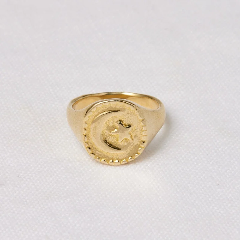 Pearl - Adorned Fashion Rings in Gold - Tone Alloy for a Sophisticated LookMoon Signet Pearl - Adorned Fashion Rings in Gold - Tone Alloy for a Sophisticated LookMoon Signet