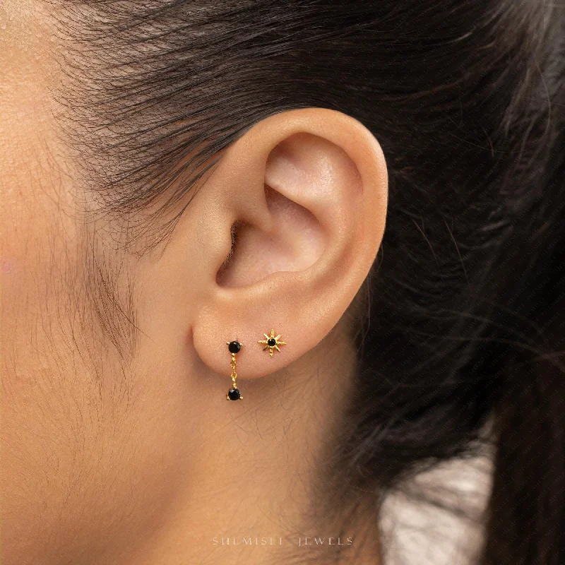 Pearl - Set Minimalist Stud Earrings in White for a Classic and Elegant AppearanceBlack Star and Dangle CZ Stud Earrings Stack Set, Unisex, Gold, Silver SHEMISLI SS344, SS290 Pearl - Set Minimalist Stud Earrings in White for a Classic and Elegant AppearanceBlack Star and Dangle CZ Stud Earrings Stack Set, Unisex, Gold, Silver SHEMISLI SS344, SS290