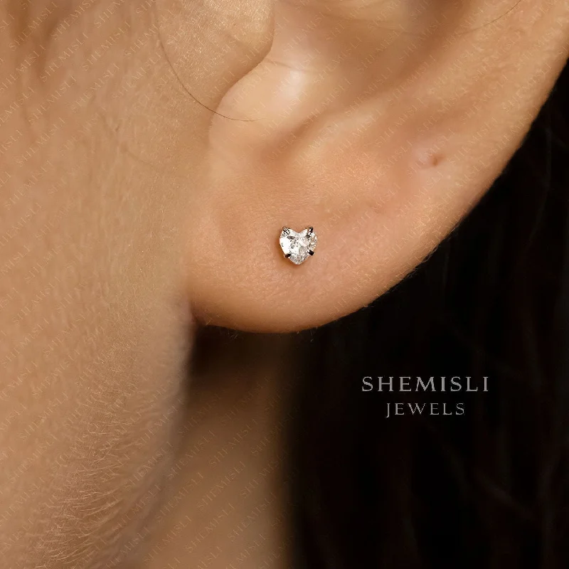 Amethyst - Gemstone Stud Earrings in Purple for a Sophisticated and Birthstone - Inspired PieceTiny Heart Shape Stone Earrings, Super Dainty Diamond Stud, Unisex, Sterling Silver SHEMISLI SS364 Amethyst - Gemstone Stud Earrings in Purple for a Sophisticated and Birthstone - Inspired PieceTiny Heart Shape Stone Earrings, Super Dainty Diamond Stud, Unisex, Sterling Silver SHEMISLI SS364