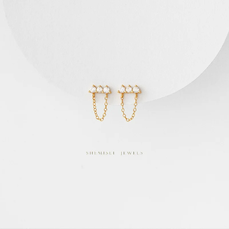 Laser - Engraved Initial Stud Earrings in Silver for a Personalized and Customized AccessoryTiny Bar CZ Studs Earrings, Unisex, Gold, Silver SHEMISLI SS145, SS265, SS266, SS267, SS268 Laser - Engraved Initial Stud Earrings in Silver for a Personalized and Customized AccessoryTiny Bar CZ Studs Earrings, Unisex, Gold, Silver SHEMISLI SS145, SS265, SS266, SS267, SS268