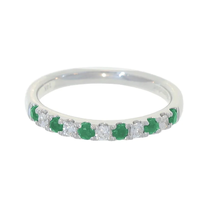 Pearl - Adorned Fashion Rings in Gold - Tone Alloy for a Sophisticated LookEmerald & Diamond Comfort Fit Band Pearl - Adorned Fashion Rings in Gold - Tone Alloy for a Sophisticated LookEmerald & Diamond Comfort Fit Band