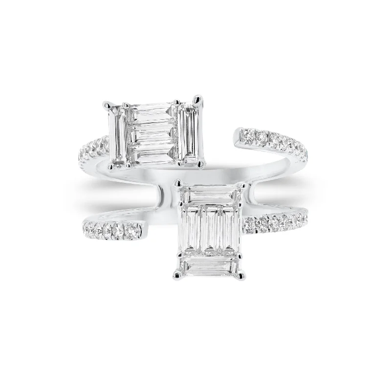 Minimalist Fashion Rings in Stainless Steel with a Single Solitaire CrystalDiamond Baguette Double Claw Ring Minimalist Fashion Rings in Stainless Steel with a Single Solitaire CrystalDiamond Baguette Double Claw Ring