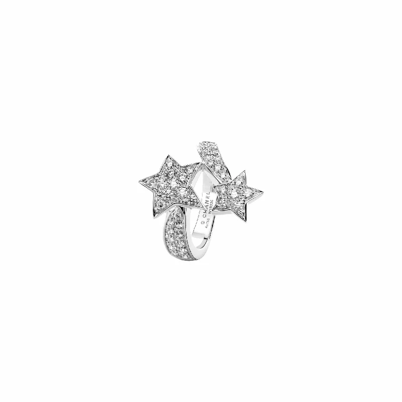 Pearl - Adorned Fashion Rings in Gold - Tone Alloy for a Sophisticated LookComète Géode Ring Pearl - Adorned Fashion Rings in Gold - Tone Alloy for a Sophisticated LookComète Géode Ring