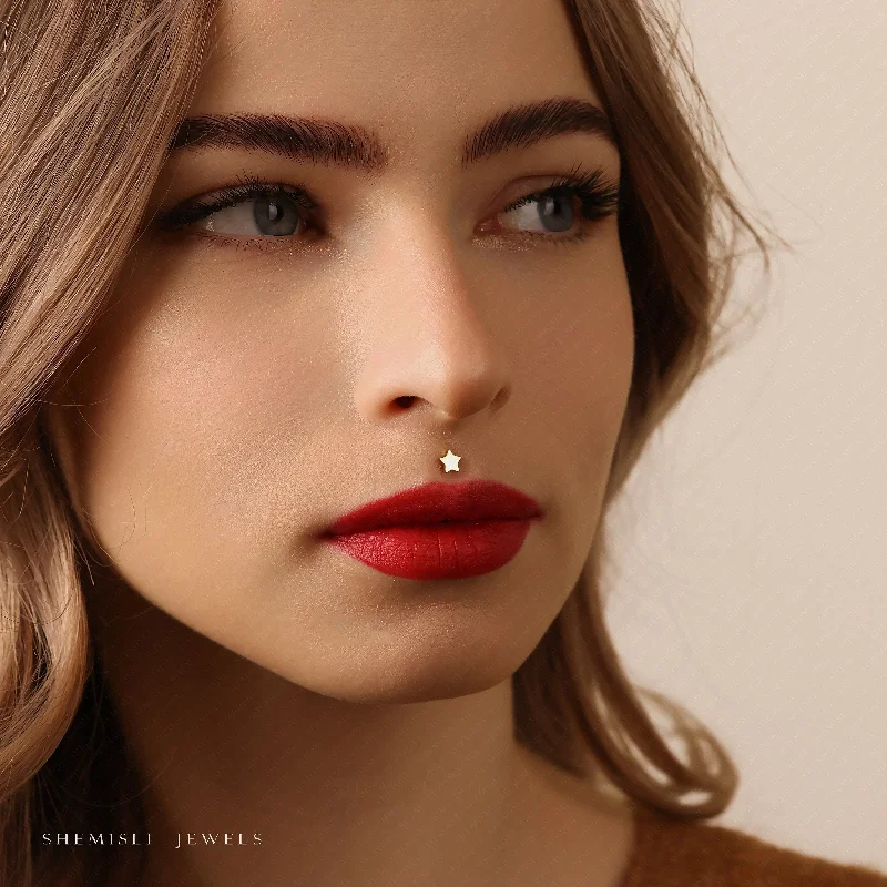 Pearl - Set Minimalist Stud Earrings in White for a Classic and Elegant AppearanceTiny Star Threadless Flat Back Lip Labret Stud, 18,16ga, 6-10mm, Unisex, Surgical Steel, SHEMISLI SS567 Pearl - Set Minimalist Stud Earrings in White for a Classic and Elegant AppearanceTiny Star Threadless Flat Back Lip Labret Stud, 18,16ga, 6-10mm, Unisex, Surgical Steel, SHEMISLI SS567