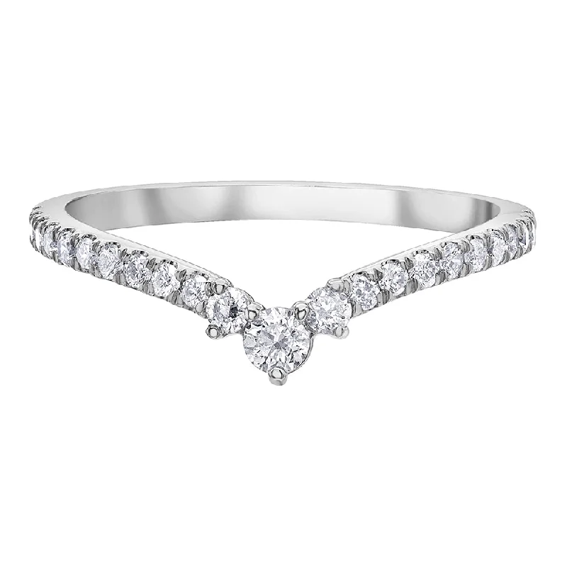 Tennis - Style Women's Diamond Rings with a Continuous Row of Diamonds for a Classic and Versatile LookDiamond V-Shaped Band Tennis - Style Women's Diamond Rings with a Continuous Row of Diamonds for a Classic and Versatile LookDiamond V-Shaped Band