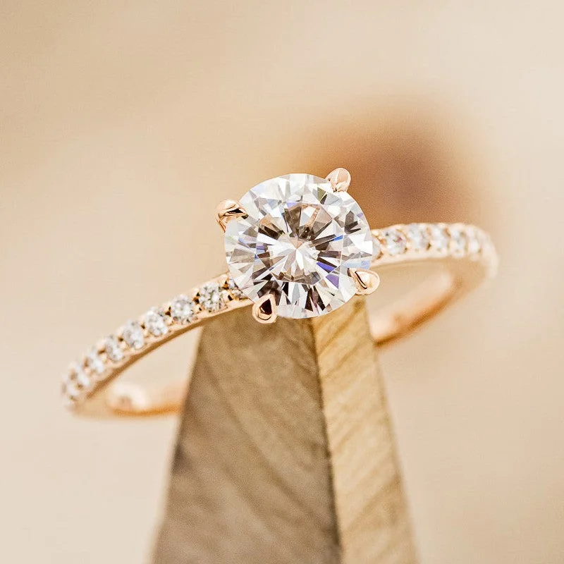 Men's Citrine Engagement Rings in Stainless Steel with a Stackable Band Design"RAMONA" - 4 PRONG ROUND CUT MOISSANITE ENGAGEMENT RING WITH DIAMOND ACCENTS Men's Citrine Engagement Rings in Stainless Steel with a Stackable Band Design"RAMONA" - 4 PRONG ROUND CUT MOISSANITE ENGAGEMENT RING WITH DIAMOND ACCENTS