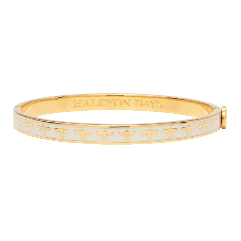 Men's Stainless Steel Bangle with Carbon Fiber Inlays for a Modern EdgeSkinny Bee Cream & Gold Bangle Men's Stainless Steel Bangle with Carbon Fiber Inlays for a Modern EdgeSkinny Bee Cream & Gold Bangle