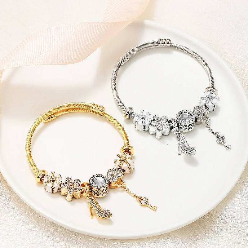 Handmade Chamm BraceletsLuxe6239 - Diva Charm Bracelet