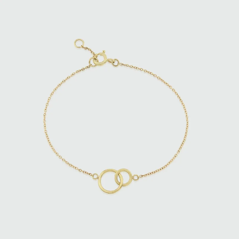 Bangle Bracelets with Celtic Knotwork for a Symbolic and Stylish LookKelso 9ct Yellow Gold Bracelet Bangle Bracelets with Celtic Knotwork for a Symbolic and Stylish LookKelso 9ct Yellow Gold Bracelet