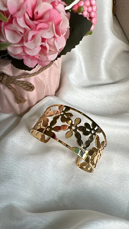 Solid Gold Bangles with Intricate Floral Engravings for a Luxurious LookBloom cuff bangle Solid Gold Bangles with Intricate Floral Engravings for a Luxurious LookBloom cuff bangle