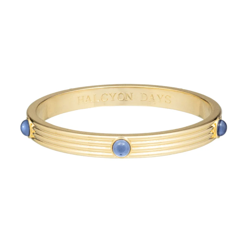 Adjustable Bangle Bracelets with Magnetic Closures for Easy Wear and RemovalRibbed Cabochon Forget-Me-Not Adjustable Bangle Bracelets with Magnetic Closures for Easy Wear and RemovalRibbed Cabochon Forget-Me-Not