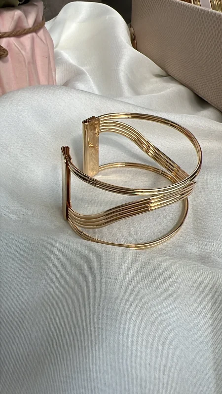 Pearl - Adorned Bangle Bracelets with Delicate Silver ChainsLiz cuff bangle