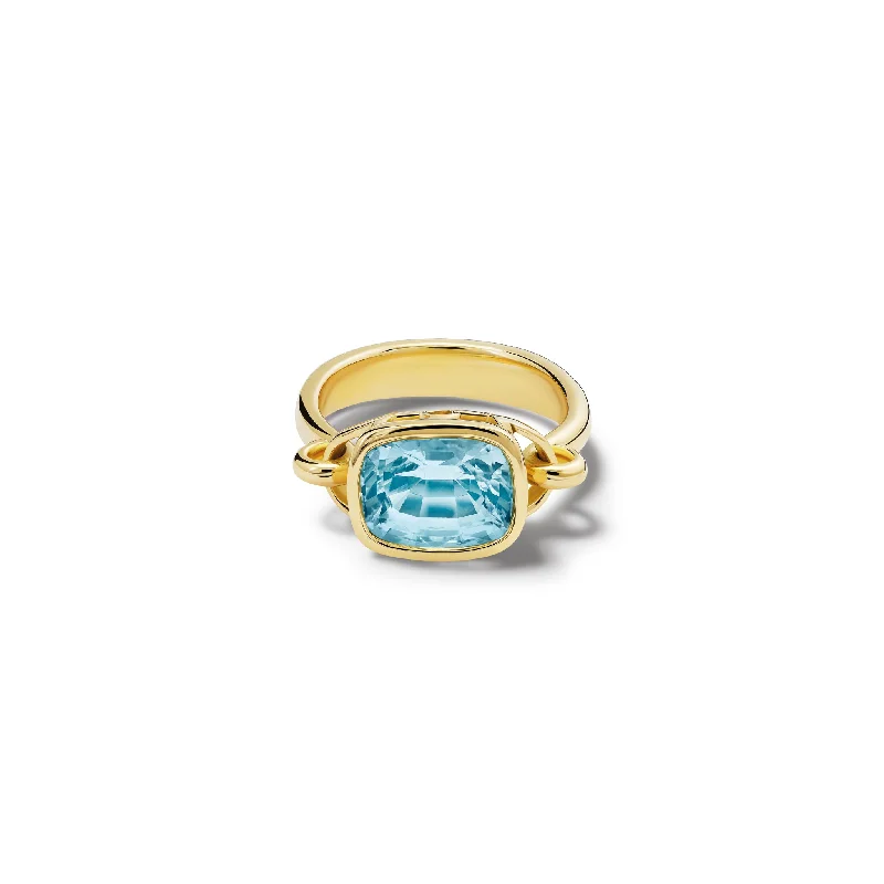 Marquise Cut Engagement Rings with a Channel - Set Diamond BandBaguette Ring 18ct Yellow Gold - Facetted Aquamarine Marquise Cut Engagement Rings with a Channel - Set Diamond BandBaguette Ring 18ct Yellow Gold - Facetted Aquamarine
