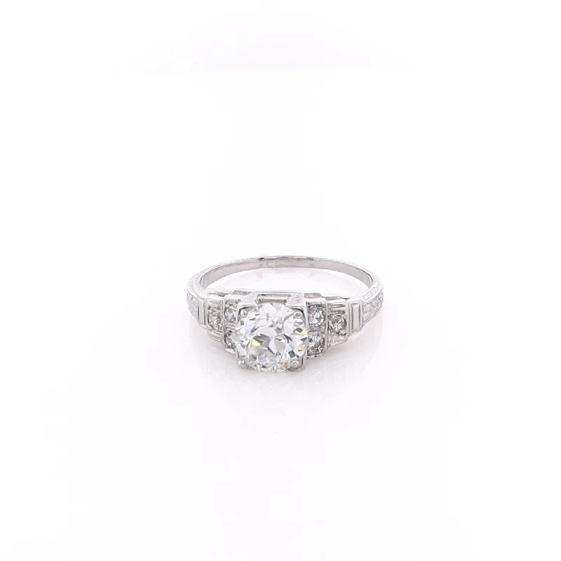 Solitaire Engagement Rings with a High - Clarity Round Diamond and Tapered BandEstate 20 Karat White Gold Diamond Engagement Ring Solitaire Engagement Rings with a High - Clarity Round Diamond and Tapered BandEstate 20 Karat White Gold Diamond Engagement Ring