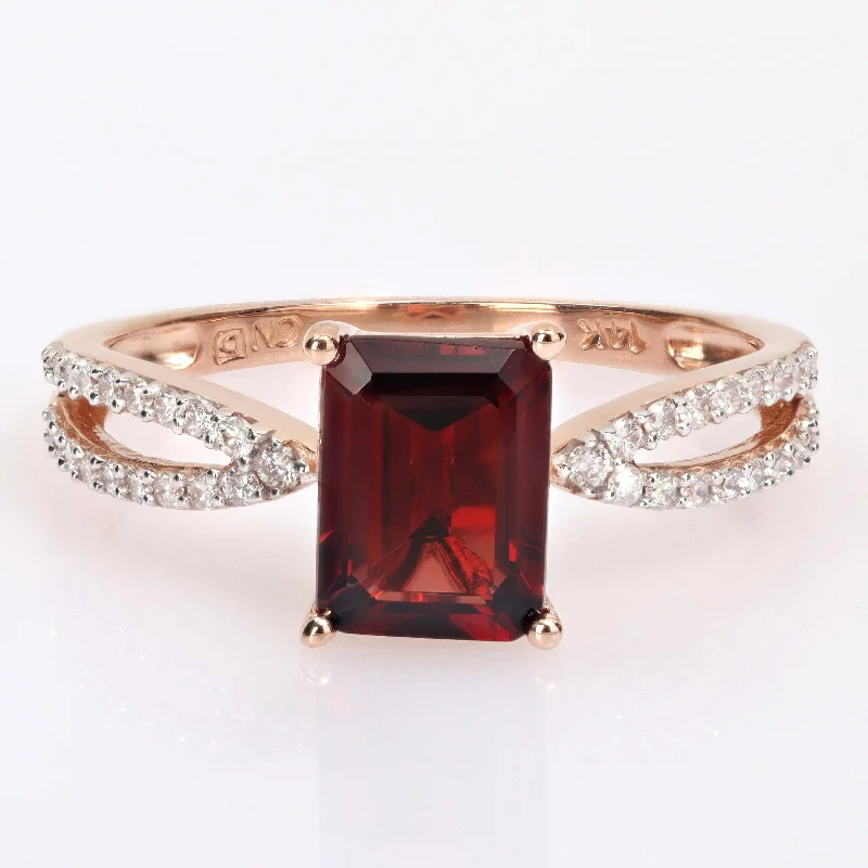 Alexandrite Gemstone Rings in Platinum with a Hidden Halo for a Rare and Luxurious PieceMiadora Octagon-cut Garnet and 1/5ct TDW Diamond Split Shank Cocktail Ring in 14k Rose Gold Alexandrite Gemstone Rings in Platinum with a Hidden Halo for a Rare and Luxurious PieceMiadora Octagon-cut Garnet and 1/5ct TDW Diamond Split Shank Cocktail Ring in 14k Rose Gold