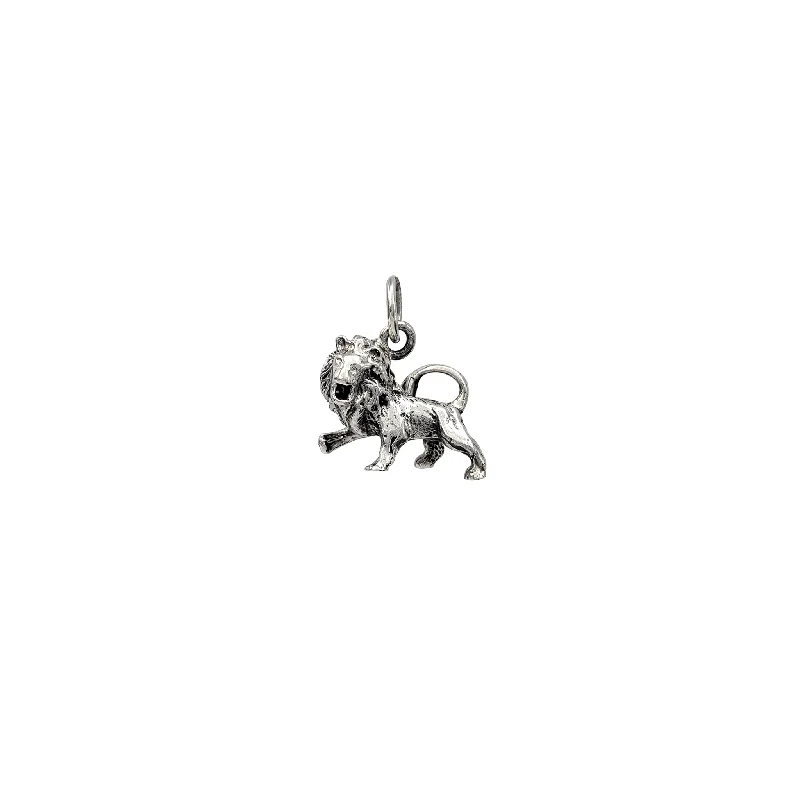 Statement - Making Large - Gemstone - Studded Geometric Pendant Necklace for Evening Parties3-D Antique-Finish Lion Leo Pendant (Silver) Statement - Making Large - Gemstone - Studded Geometric Pendant Necklace for Evening Parties3-D Antique-Finish Lion Leo Pendant (Silver)
