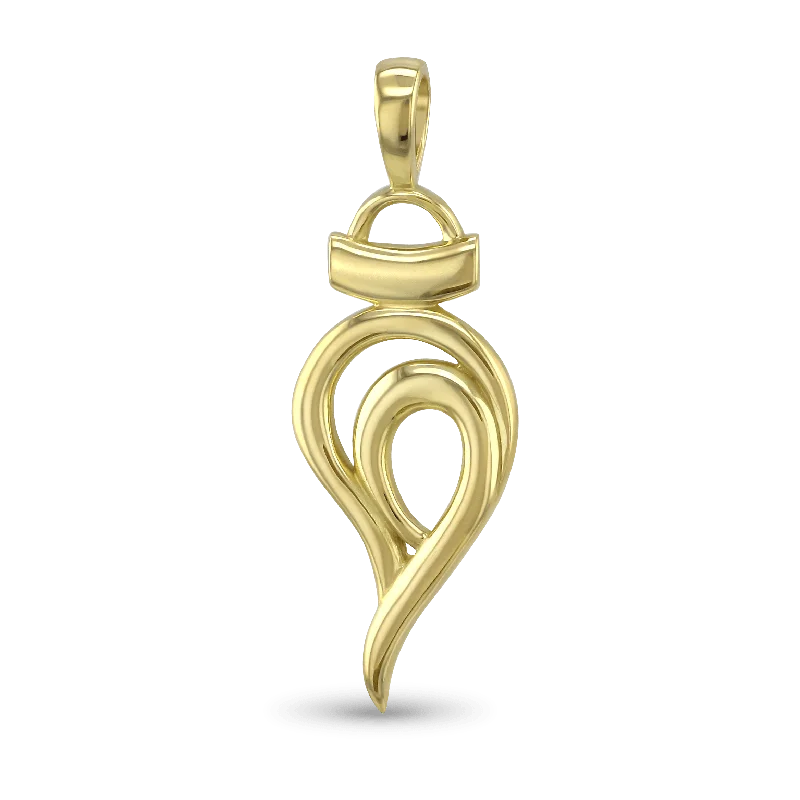 Heart - Shaped Garnet Pendant Necklace with a Pearl - Accented Chain for a Romantic Valentine's DayPetit Port Smaller Pendant Heart - Shaped Garnet Pendant Necklace with a Pearl - Accented Chain for a Romantic Valentine's DayPetit Port Smaller Pendant